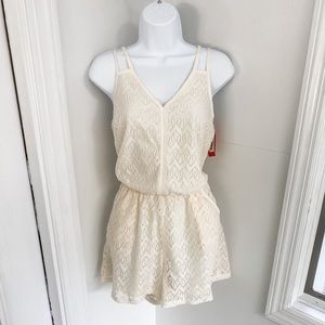 NWT Xhilaration Cream Lace Romper Size S
